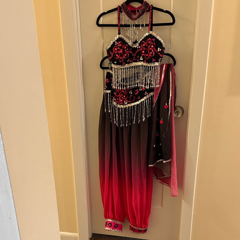Elegant Black and Pink Bollywood Beaded top w/pants, neck piece, & scarf